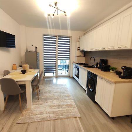 The Nest Apartment Floresti  Ngoại thất bức ảnh